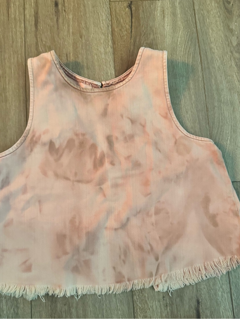 Aerie Sleeveless Tie-Dye Fringe Hem Crop Top - Pink